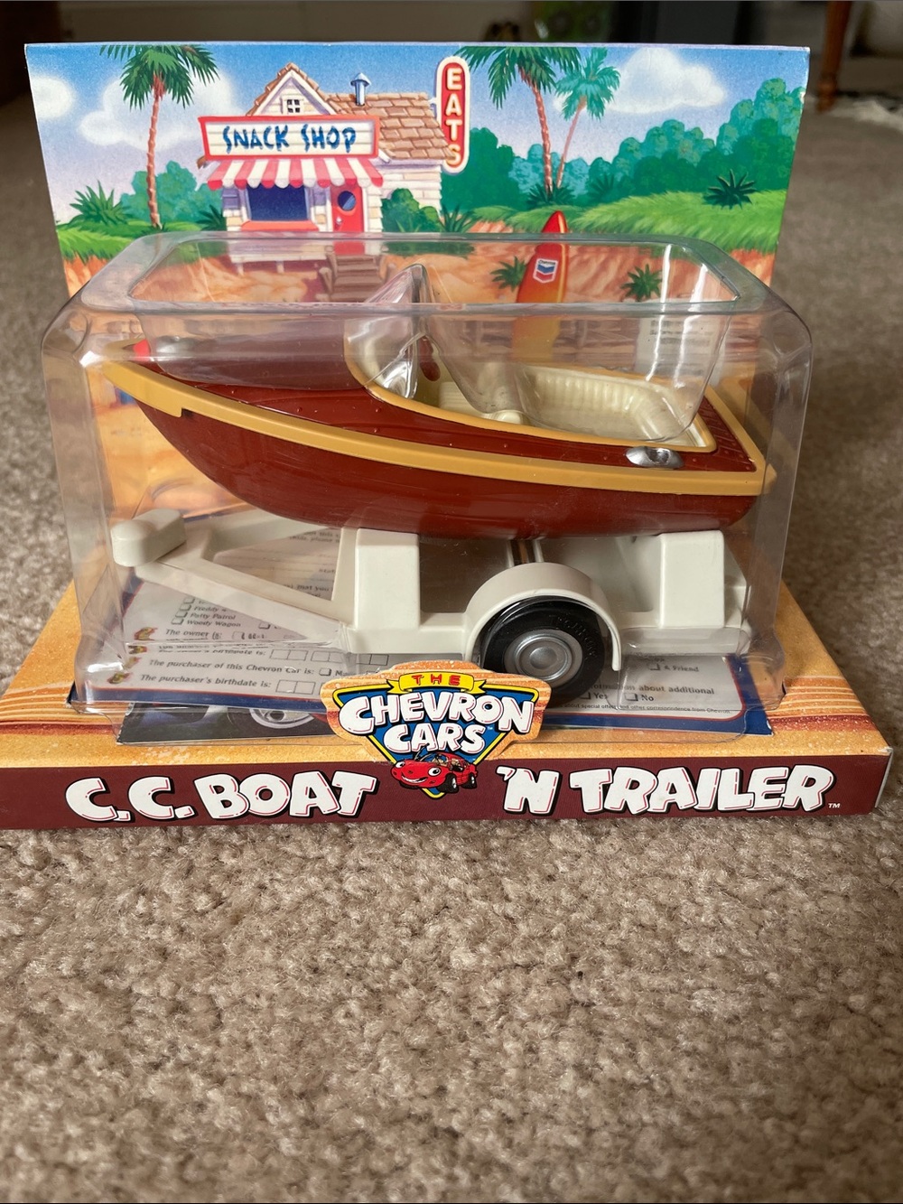 Chevron Cars C.C. Boat 'N Trailer - Brown and Cream Toy Boat with White Trailer